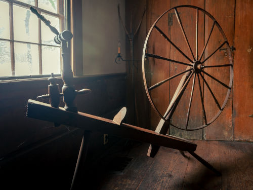 Spinning wheel in Dwight Derby House